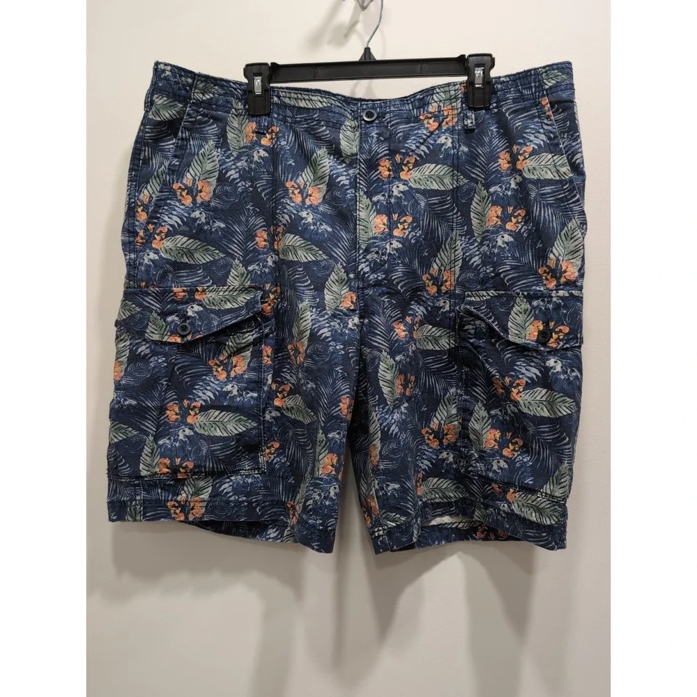 IZOD Saltwater Shorts Men's 38 Cargo Blue Tropical Floral